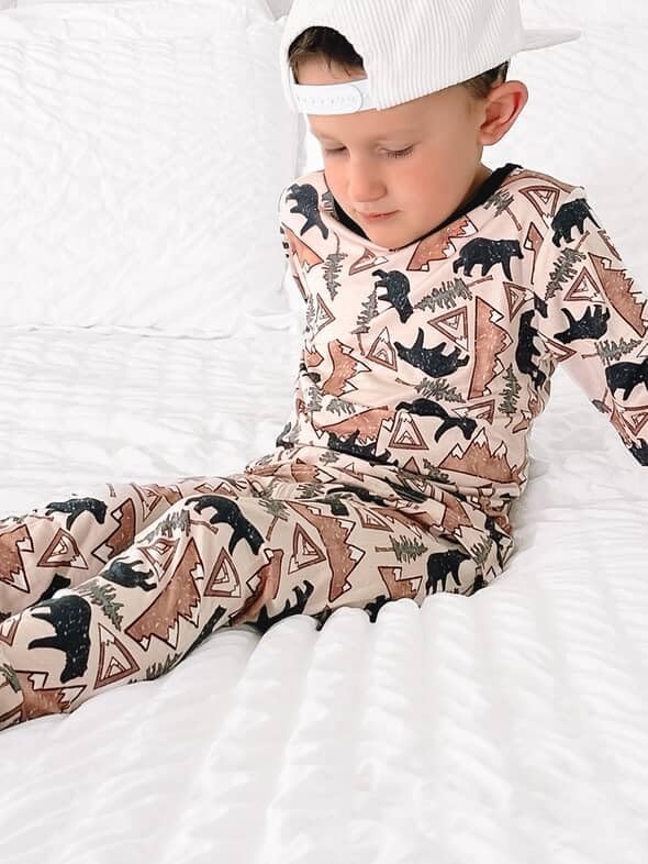 ITSY BITSY BOUTIQUE Viscose Bamboo Baby Pajamas - Boys and Girls Footie Sleeper Convertible 2-Way Zipper Sleeper