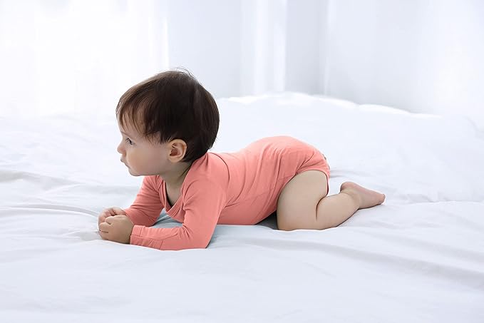 GUISBY Unisex Baby Rayon of Bamboo Snap Bodysuits, Long Sleeve with Mittens Cuffs Bodysuit