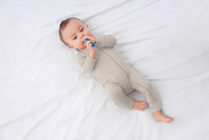 GUISBY Baby Footless Rompers, Rayon Pajamas 2 Way Zipper with Long Sleeve Sleeper