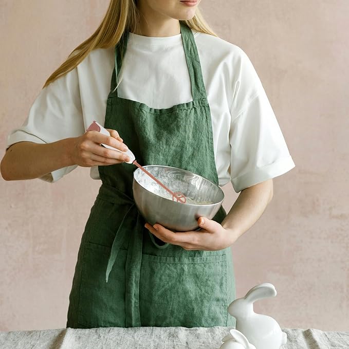 Handheld Electric Baby Formula Mixer with Detachable Stirrer for Infant Milk Powder Portable Drink Mixer for Bottles Easy to Clean Battery Operated