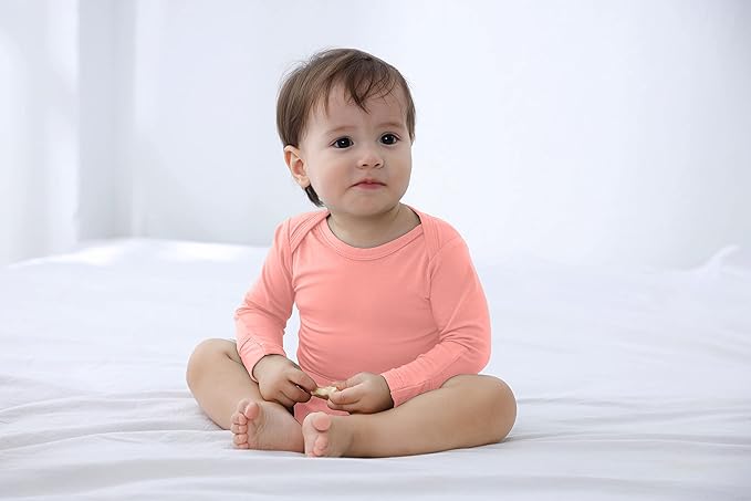 GUISBY Unisex Baby Rayon of Bamboo Snap Bodysuits, Long Sleeve with Mittens Cuffs Bodysuit