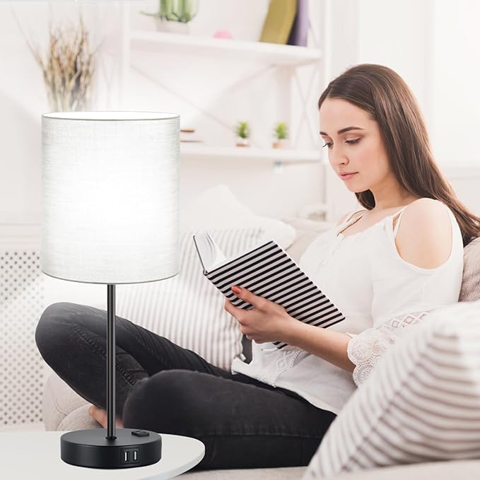 Lynnoland Set of 2 Touch Control Table Lamps with 2 USB & AC Outlet, 3-Way Dimmable Bedside Nightstand Lamps for Bedroom Living Room Nursery, 800 Lumens 5000K Daylight Bulbs Included