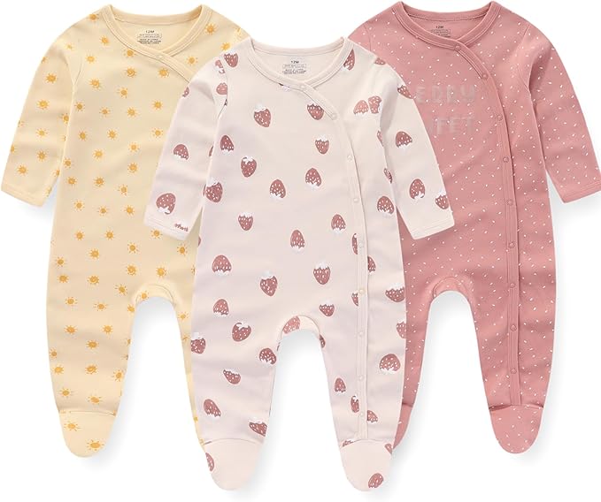 New Born Clothes Cotton Layette Gift Set Unisex Baby Outfit and Accessories Newborn Essentials Must Haves