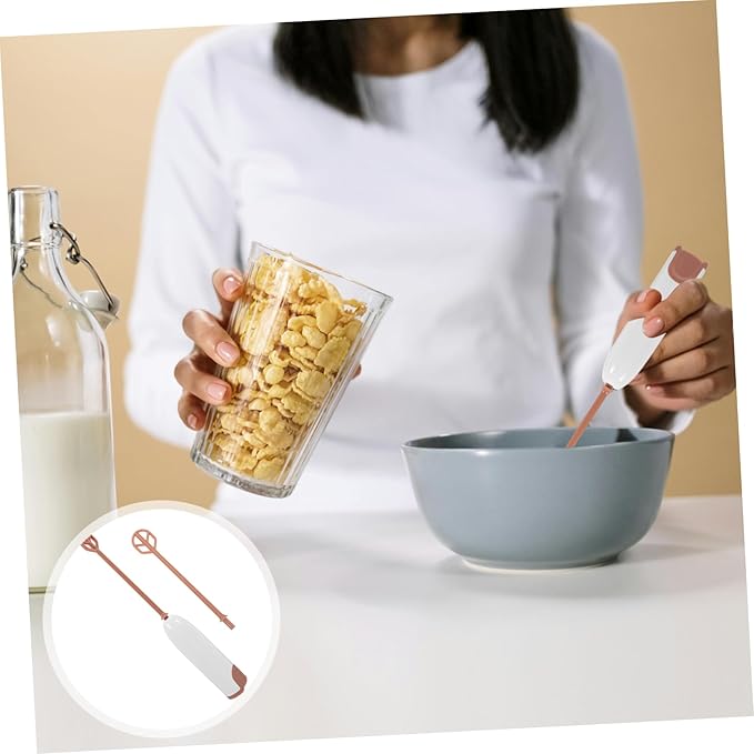 Handheld Electric Mixer for Milk Powder with Extended Handle Battery Operated Drink Mixer for Bottles and Cups Portable Automatic Stirrer for Juice and Formula Preparation Mixing