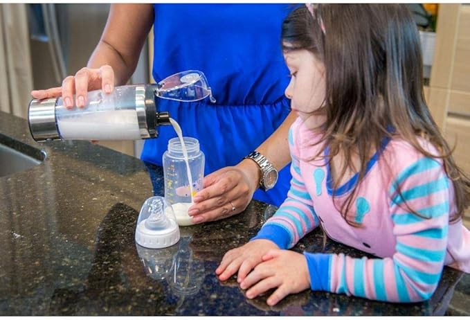 Primo Passi Portable Formula Mixer – Handheld Baby Milk Mixer for Smooth Formula Preparation – Easy to Clean, Battery Operated, Ideal for Travel & On-the-Go Use