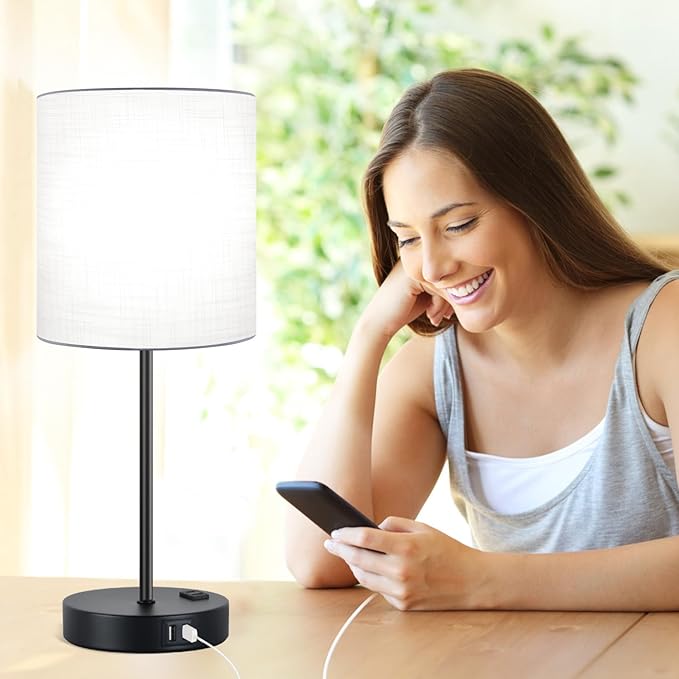 Lynnoland Set of 2 Touch Control Table Lamps with 2 USB & AC Outlet, 3-Way Dimmable Bedside Nightstand Lamps for Bedroom Living Room Nursery, 800 Lumens 5000K Daylight Bulbs Included