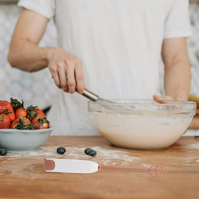 Handheld Electric Baby Formula Mixer with Detachable Stirrer for Infant Milk Powder Portable Drink Mixer for Bottles Easy to Clean Battery Operated