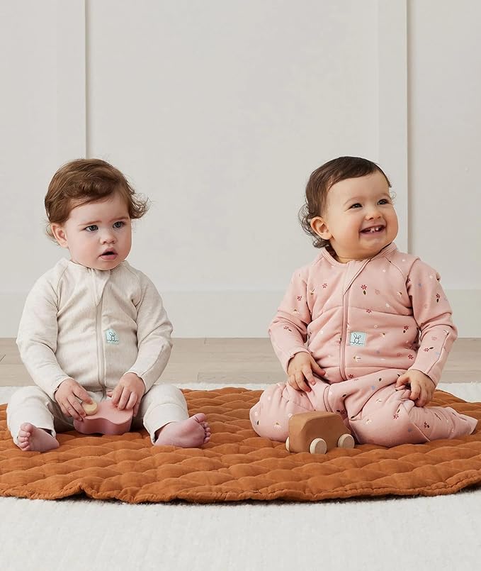 ergoPouch Sleep Onesie 2.5 TOG – Warm Baby Romper & Sleep Layer with Full-Zip, Guarding Against Blankets, Breathable & Movement-Friendly, Ideal for Transitional Sleeping (4-5 Years, Daisies)