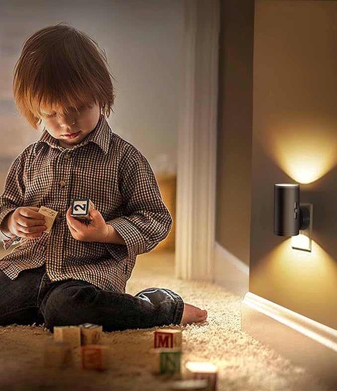 LED Night Lights Plug into Wall,Dusk to Dawn Sensor Night Light,0-300LM Adjustable Brightness,Warm White 2700K,Dimmable Night Lights for Kitchen Hallway Bedroom Bathroom 4 Pack