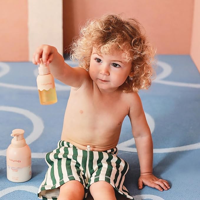 Babyology - Calming baby oil for Newborn with Baby essential oils - 3,38 Fl. Oz (100ml) - Lavender - Nourishing and Moisturizing Massage for Bonding