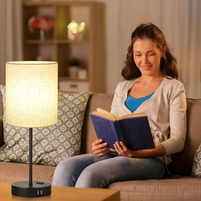 Lynnoland 2 Pack Touch Control Table Lamps with 2 USB & AC Outlet, 3-Way Dimmable Bedside Nightstand Lamps for Bedroom Living Room Nursery, 800 Lumens 3000K Warmlight Bulbs Included