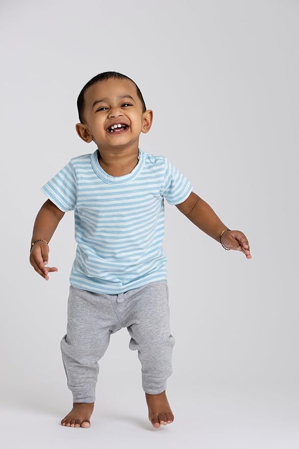 Monica + Andy Crewneck Tee, 100% Organic Cotton Clothes for Girls & Boys, Printed T-Shirt Sizes for Kids, Toddler & Baby