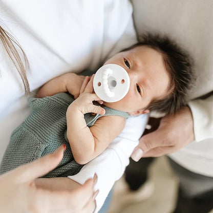 Ryan & Rose Cutie PAT Silicone Pacifier Teether (Starter Kit, Neutral)