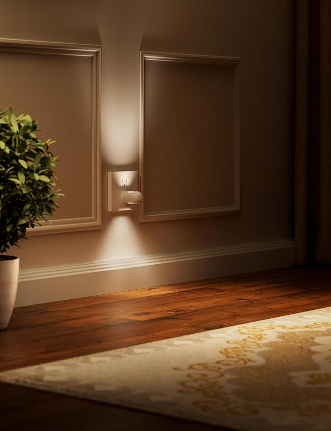 6-Pack Mini LED Plug-in Night Light, Auto On/Off with Dusk to Dawn Sensor, 2700K Warm White, 360° Adjustable Lighting for Bedroom, Bathroom, Hallway, Stairs, Kids Room