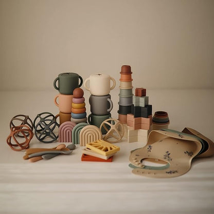 mushie Silicone Baby Teether Ball Toy (Woodchuck)