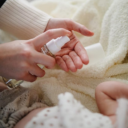 mushie Organic Baby Oil | Hypoallergenic, Lightweight to Prevent Moisture Loss | Certified COSMOS ORGANIC | Made in Denmark, 4.9 fl oz (145 mL)