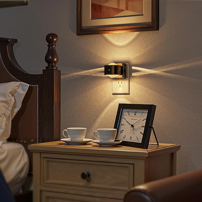 Briignite Night Light Projector, LED Night Lights Plug into Wall, 180° Rotating Night Light for Kids, Dusk to Dawn Sensor, 0-150LM Dimmable, Warm White Ambient Lighting for Bathroom, Gifts