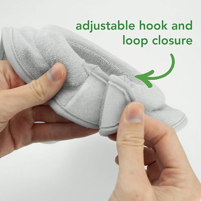 green sprouts Stay-dry Milk Catcher Bibs