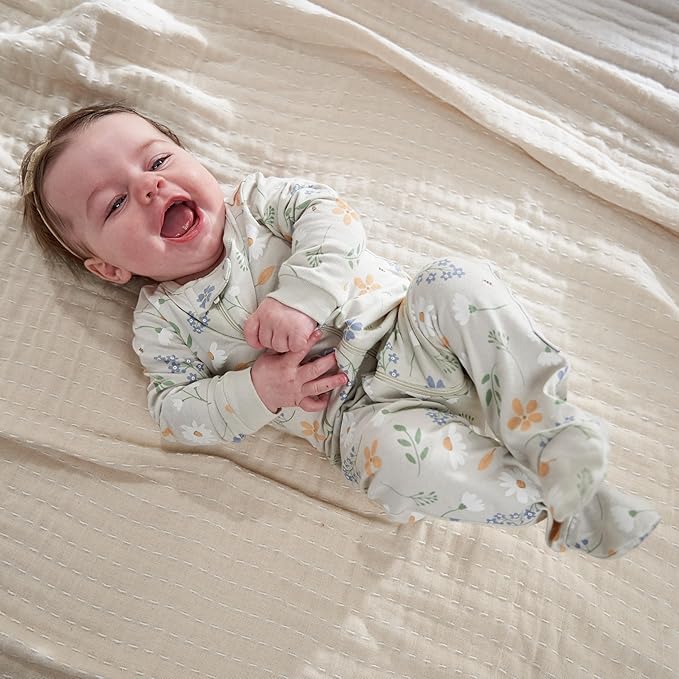 Gerber baby-girls 4 Pack Sleep N' Play Footie